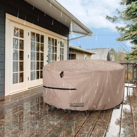 ULTCOVER heavy-duty elastic draw cords keep a secure fit during severe weather.