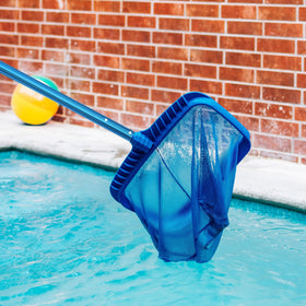UNCO easy-clean pool pole system speeds up daily pool maintenance.