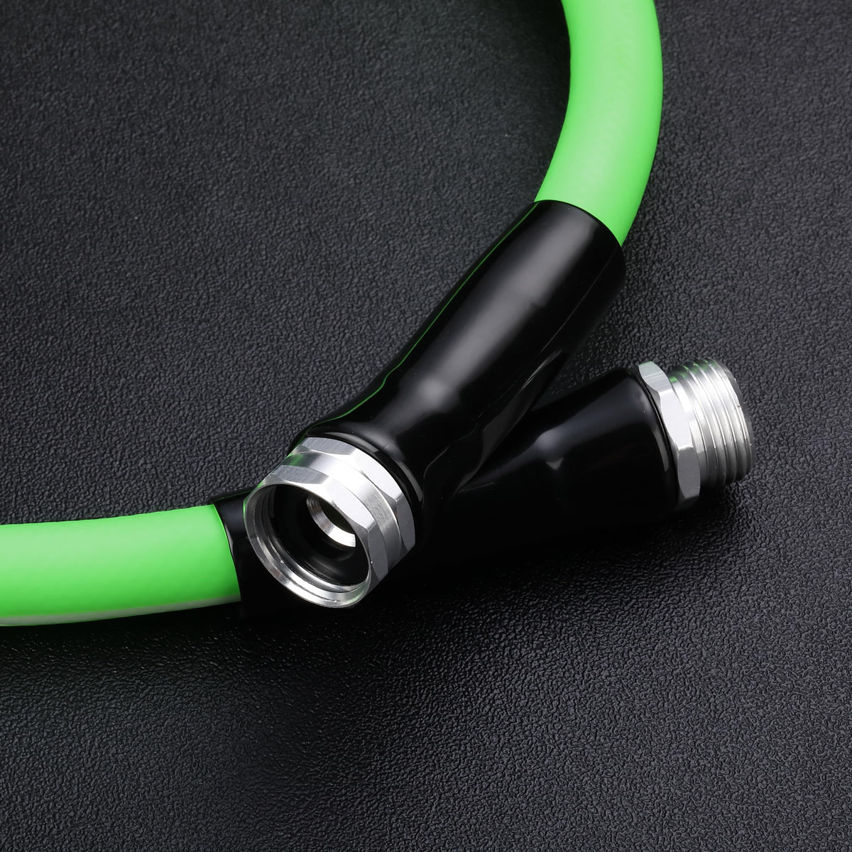 UNCO three-quarter-inch aluminum fittings ensure leak resistance and drinking water safety.