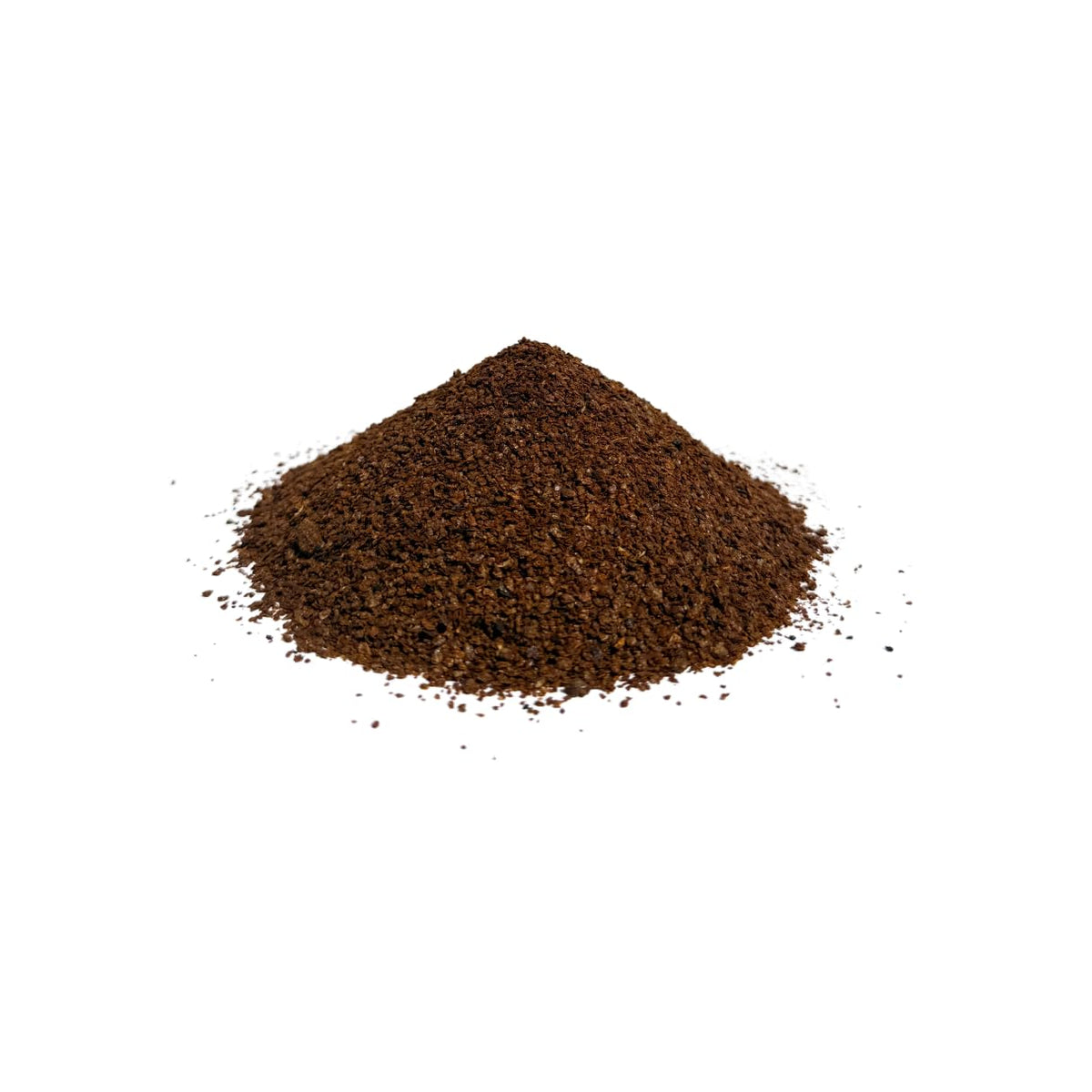 Molasses-based feed binder improving pellet integrity and reducing dust.