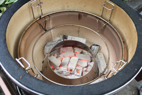 Uniflasy works with Weber 22-inch kettles and other 22-inch grills.