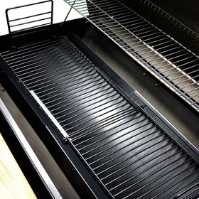 Uniflasy easy-clean design for simple grill maintenance