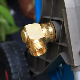 UNWAVER brass pipe fitting includes extra seals for reliable connections