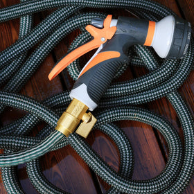 UNWAVER female adaptor kit enables versatile hose fittings