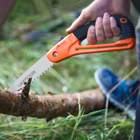 Uopyeri folding saw suitable for pruning, camping, and DIY projects.