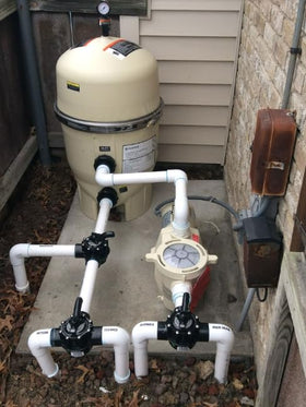 Ussuray-salt-generator-valve-setup highlights compatibility with salt systems for spa care.