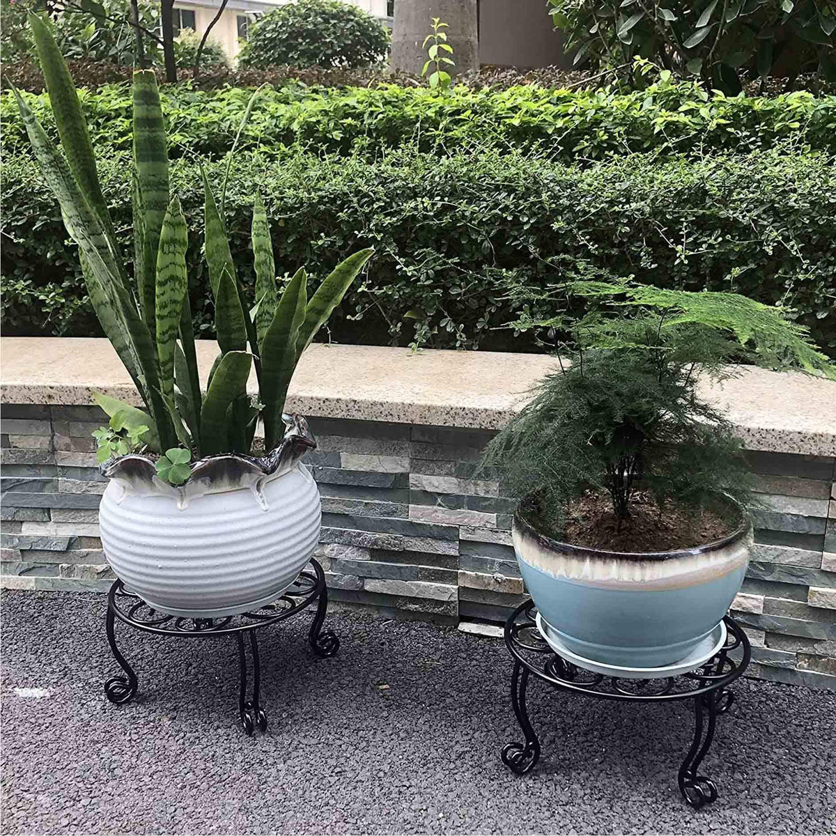 Uuuda set of 2 stands designed for indoor or outdoor placement