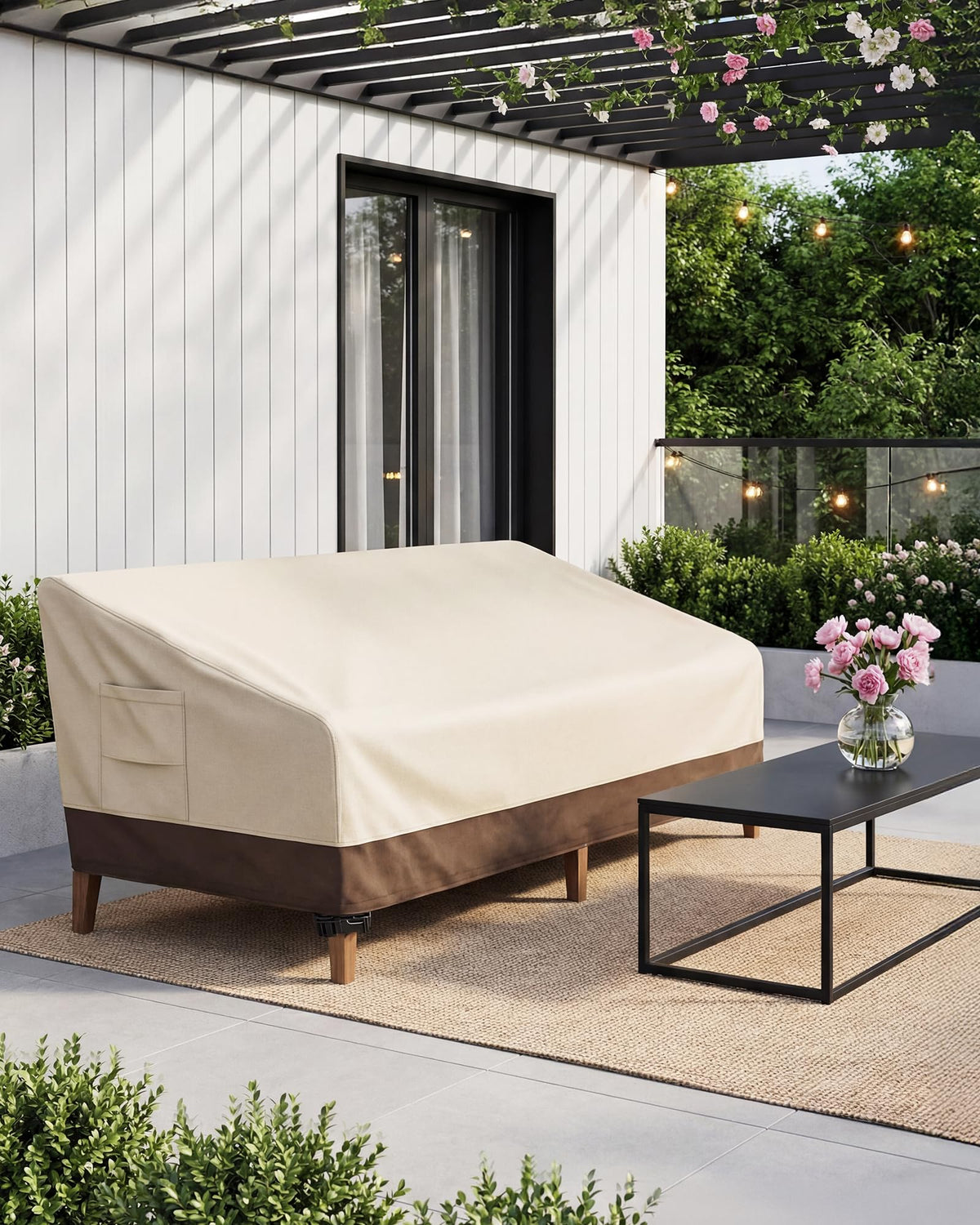 Vailge air-vents reduce moisture and lofting for longer protection.