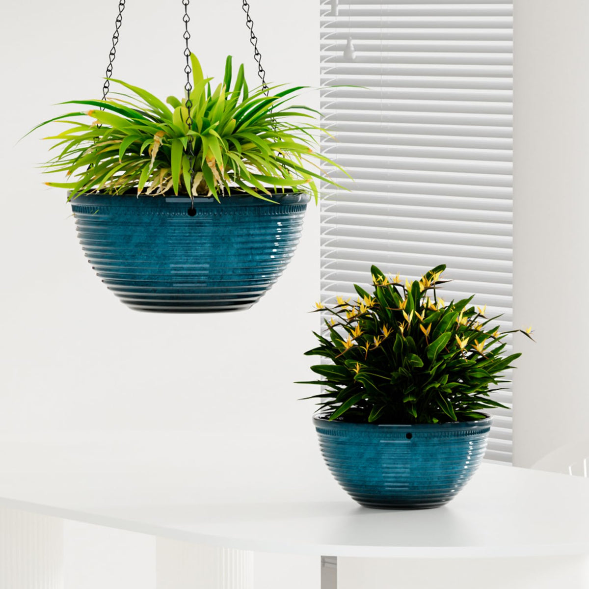 Vanslogreen 2-pack hanging planter 10-inch size fits a variety of plants.
