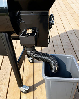 VattaFrast compatibility with Traeger and Pit Boss grills for flexible pellet management.
