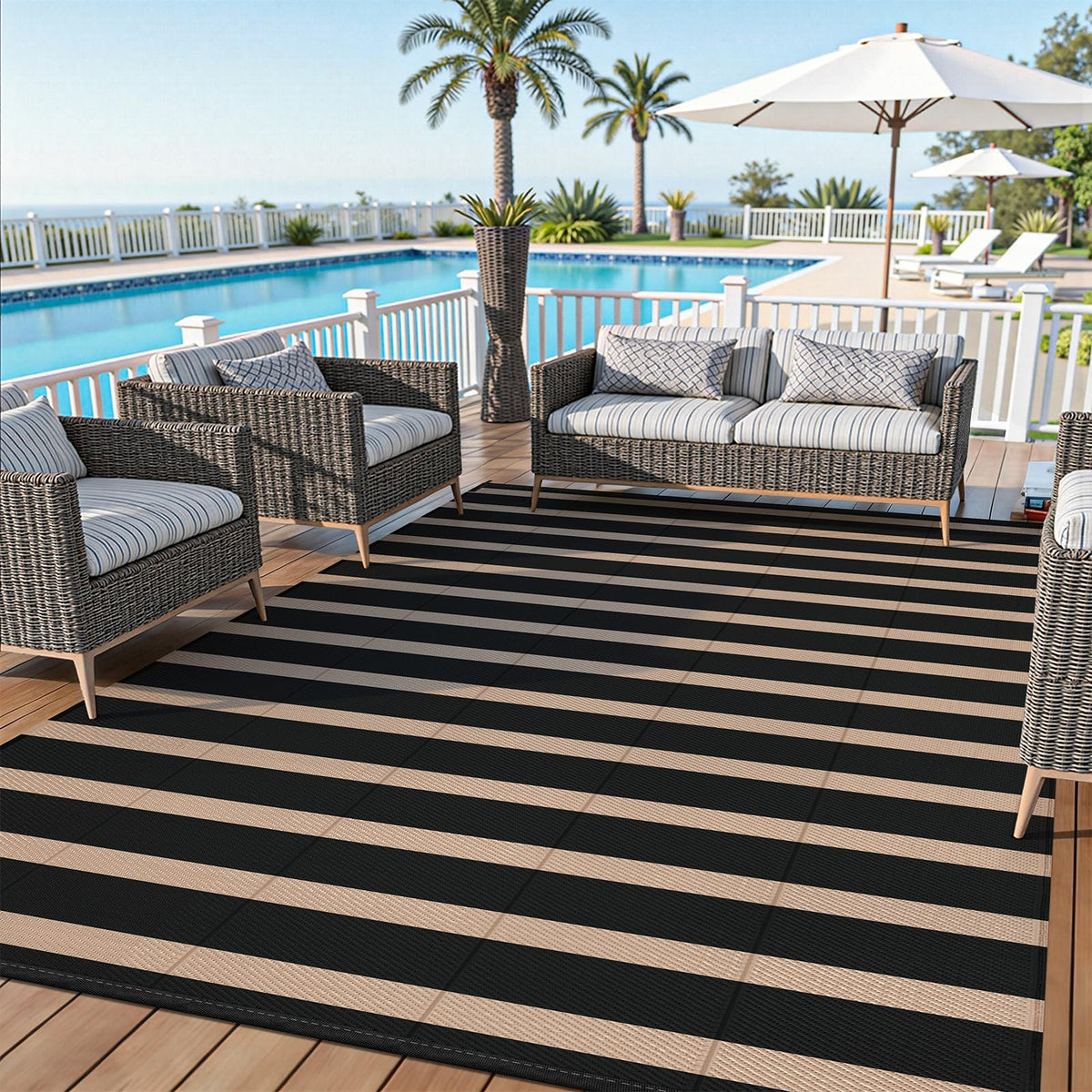 Vaukki foldable rug compresses for compact storage.