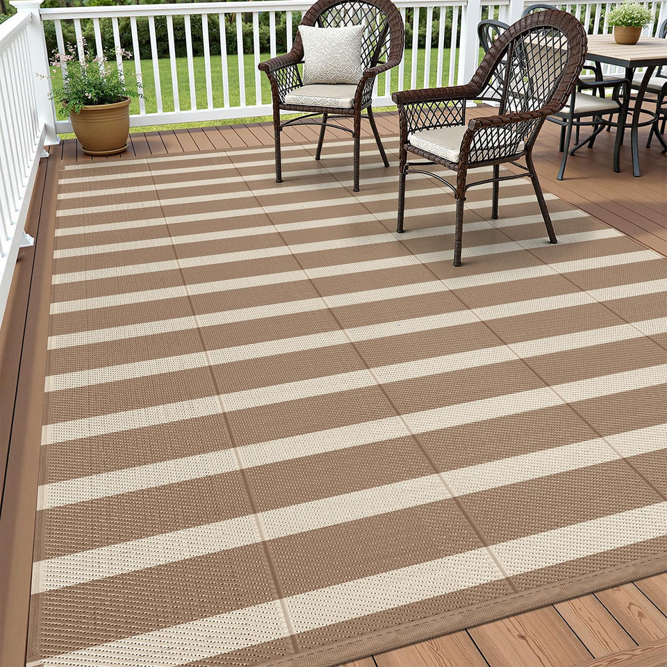 Vaukki 5x8 reversible stripes outdoor rug for versatile patio styling