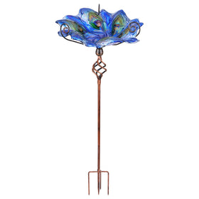 VCUTEKA glass bird bath with four-prong base ensures stable outdoor setup for birds.