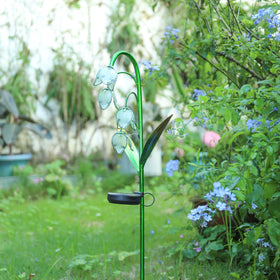 VCUTEKA solar panel powers auto dusk glow for evenings.