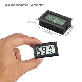 Veanic reptile tank monitor provides precise readings for safe habitat conditions.