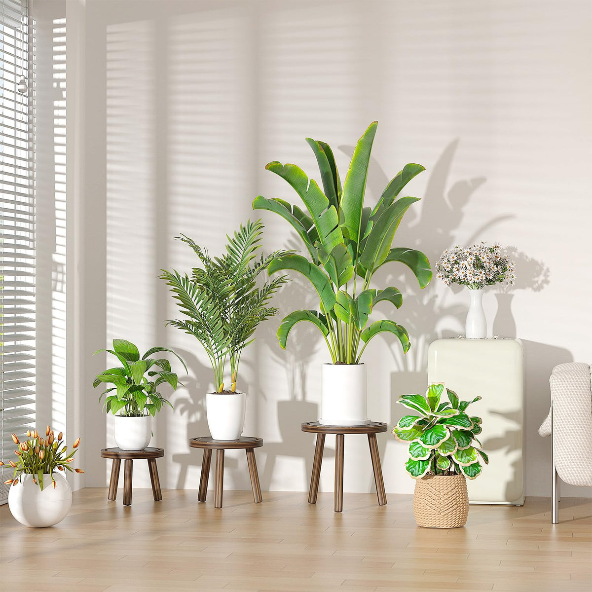 Vecxoty 8.1-inch plant stand keeps small to mid pots organized and visible