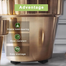 Vensovo pot feet promote drainage and airflow around planters.