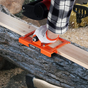 VEVOR Chainsaw Mill oak lumber production in field conditions.