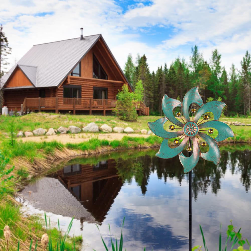 VEWOGARDEN single blade wind spinner delivers simple, elegant motion.