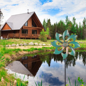 VEWOGARDEN single blade wind spinner delivers simple, elegant motion.