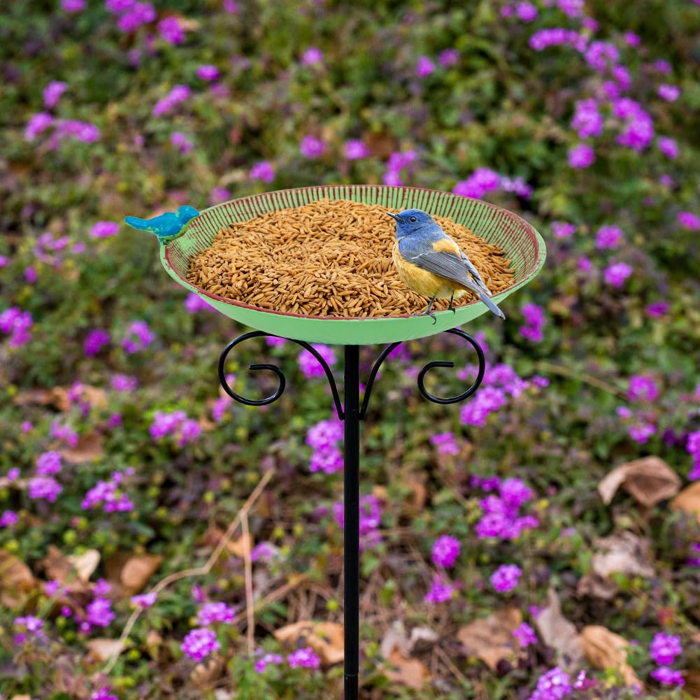 VEWOSTAR gift-worthy outdoor bird bath for nature lovers and birdwatchers.