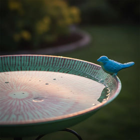 VEWOSTAR lightweight design allows effortless movement and repositioning in your garden.