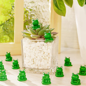 VICROIC mini resin frog figurine 7 provides color pops in home crafts and displays.