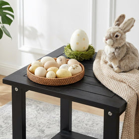 VICTORY RELAX two-tier storage design keeps drinks and snacks organized