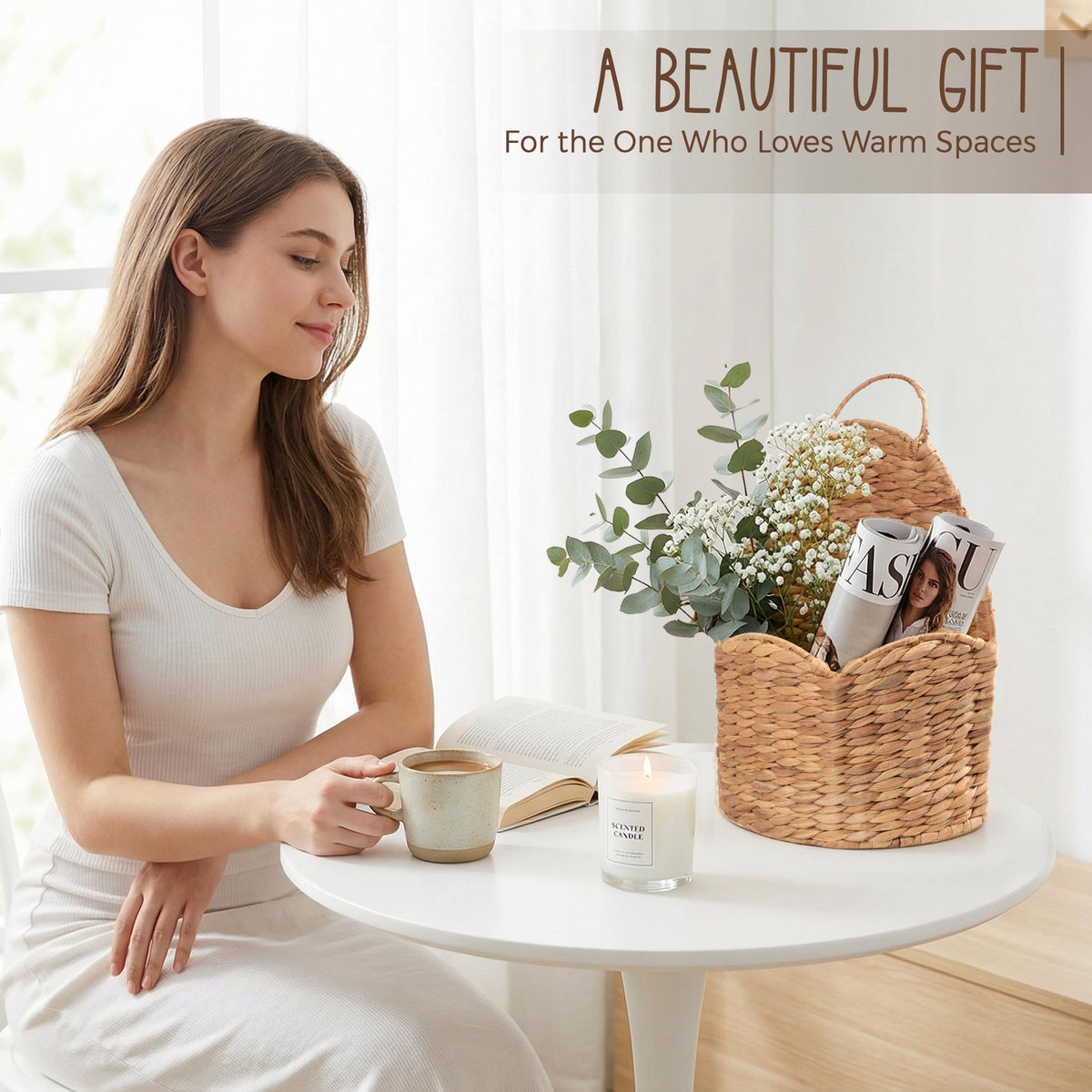 VINAHAND built-in loop handle enables easy hanging on hooks or wreath hangers
