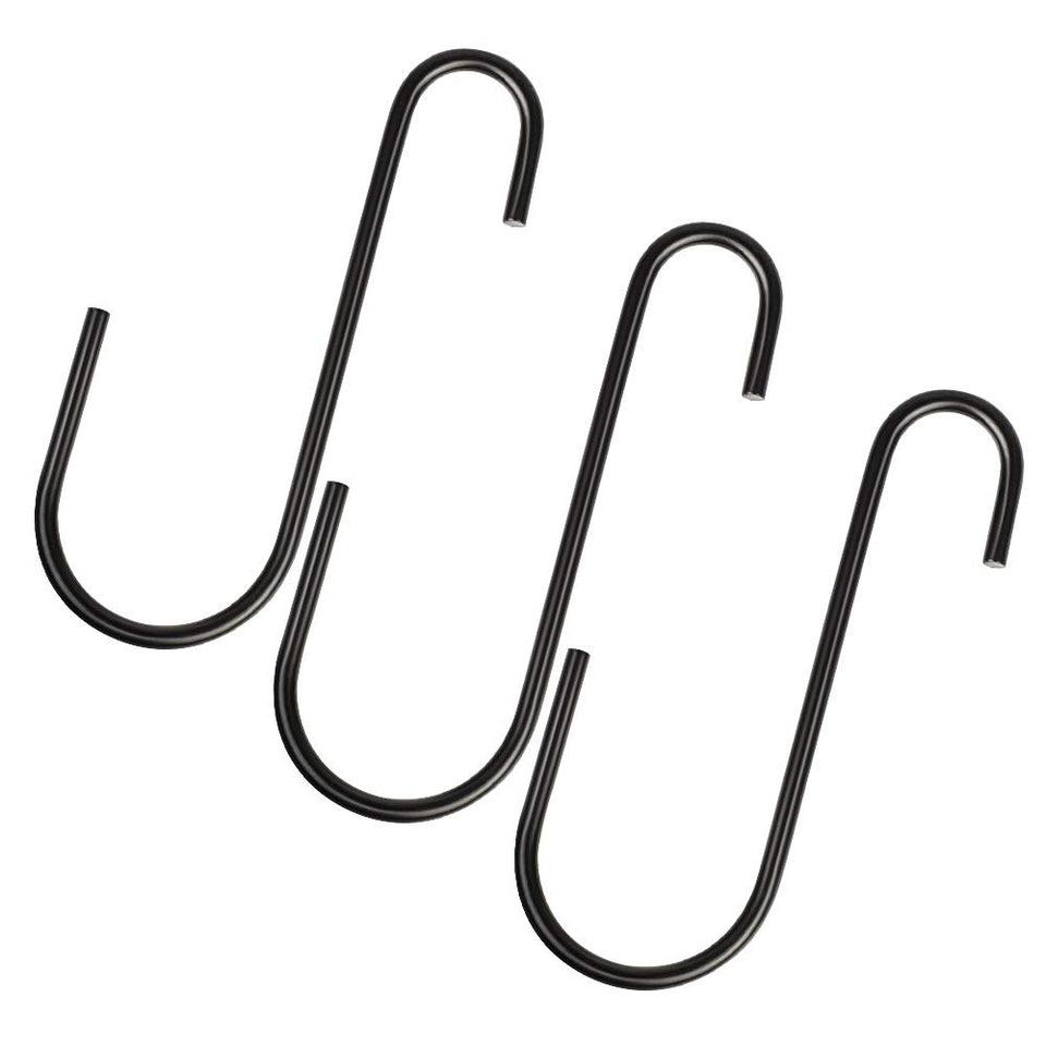Vindar 3-pack S hooks with anti-rust coating for outdoor and indoor use.