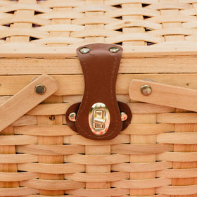 Vintiquwise picnic basket ready for outdoor use and gatherings