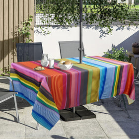 Virtumob 02 stripes pattern adds vibrant color to outdoor dining