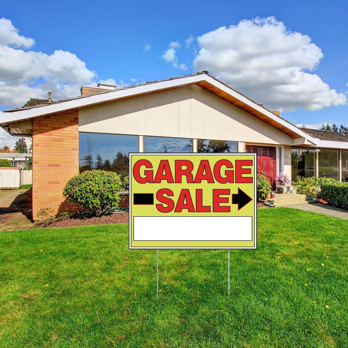 Vividsphere yard sale price stickers help price items quickly and clearly.