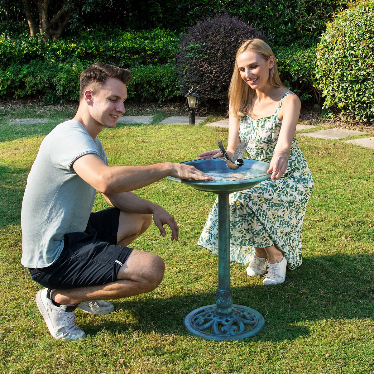 VIVOHOME bird bath with 20-inch bowl maximizing bathing space for birds