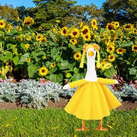 VIVOLOOM sunflower design with yarn braid highlights playful yard accents.