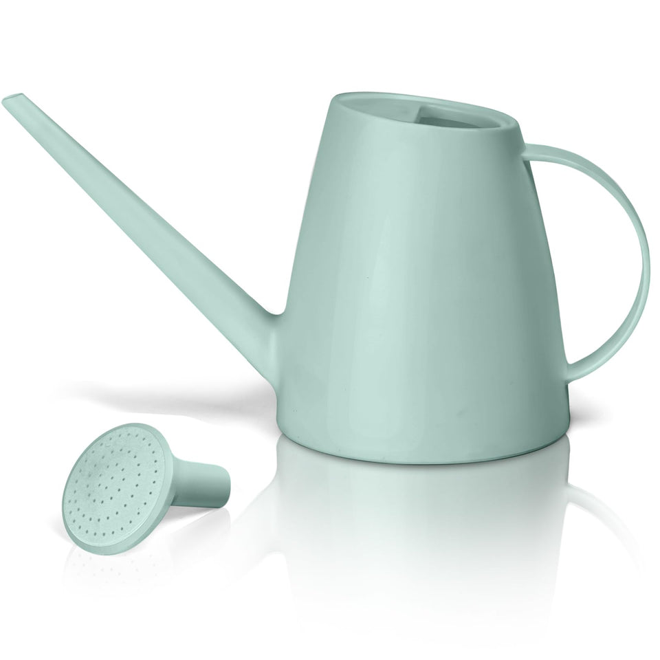 VKPLITE watering can with detachable sprayer for versatile watering indoors and outdoors