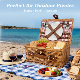 Vlaumiv handmade wicker basket, durable and timeless for picnics.