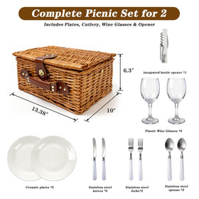 Vlaumiv picnic basket wine glasses, perfect for outdoor toasts with friends.