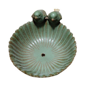 VMRUXAW Durable ceramic construction supports everyday décor outdoors