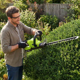 VOERJIA blade sheath stores safely between uses