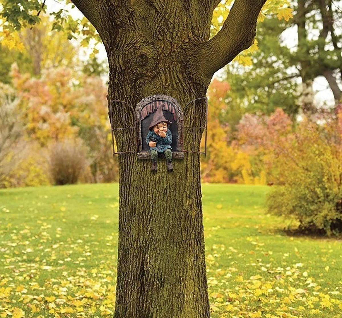 vomiceak outdoor garden gnome decor brings whimsy to patios and yards.
