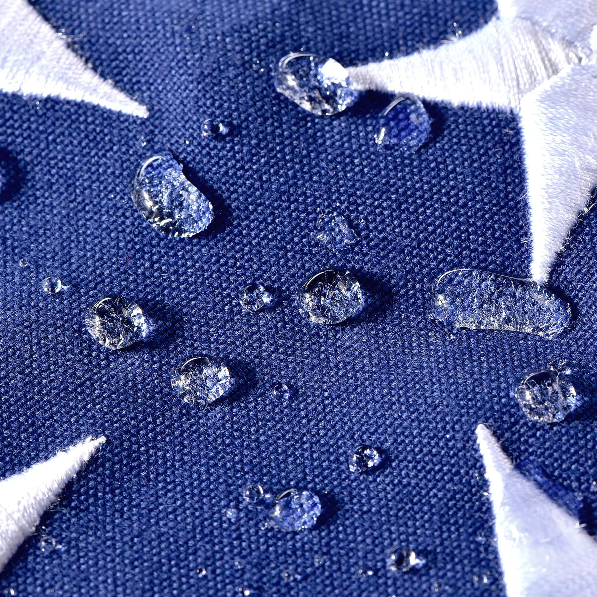 VORENUS flag water-repellent coating helps colors stay vibrant after rain