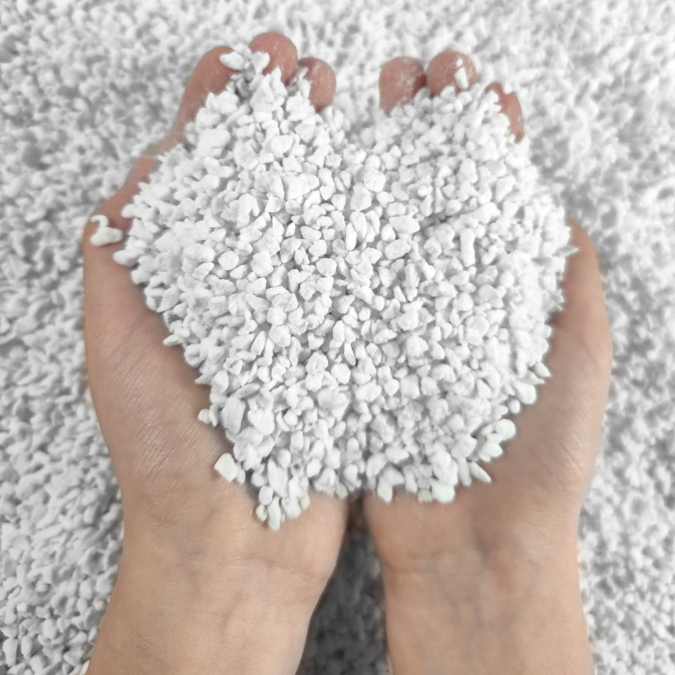 Voulosimi 30qt Organic Perlite bag illustrating a clean, porous soil amendment for aeration.