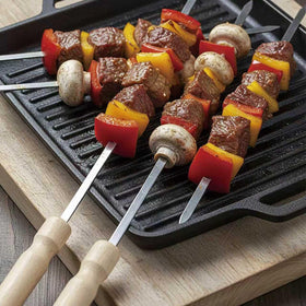 vriysei ergonomic wooden-handle skewers stay cool while you grill.