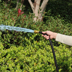 VUNDARA heavy-duty hose built for everyday watering and water transfer tasks.