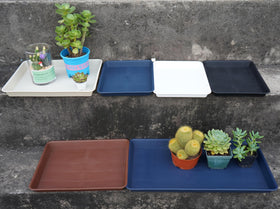 VUWEZ plant-tray-drainage closeup reveals drainage holes for moisture management