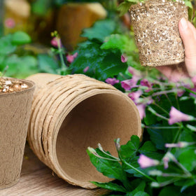 vwpvdeeg textured surface prevents sticking for easy pot removal