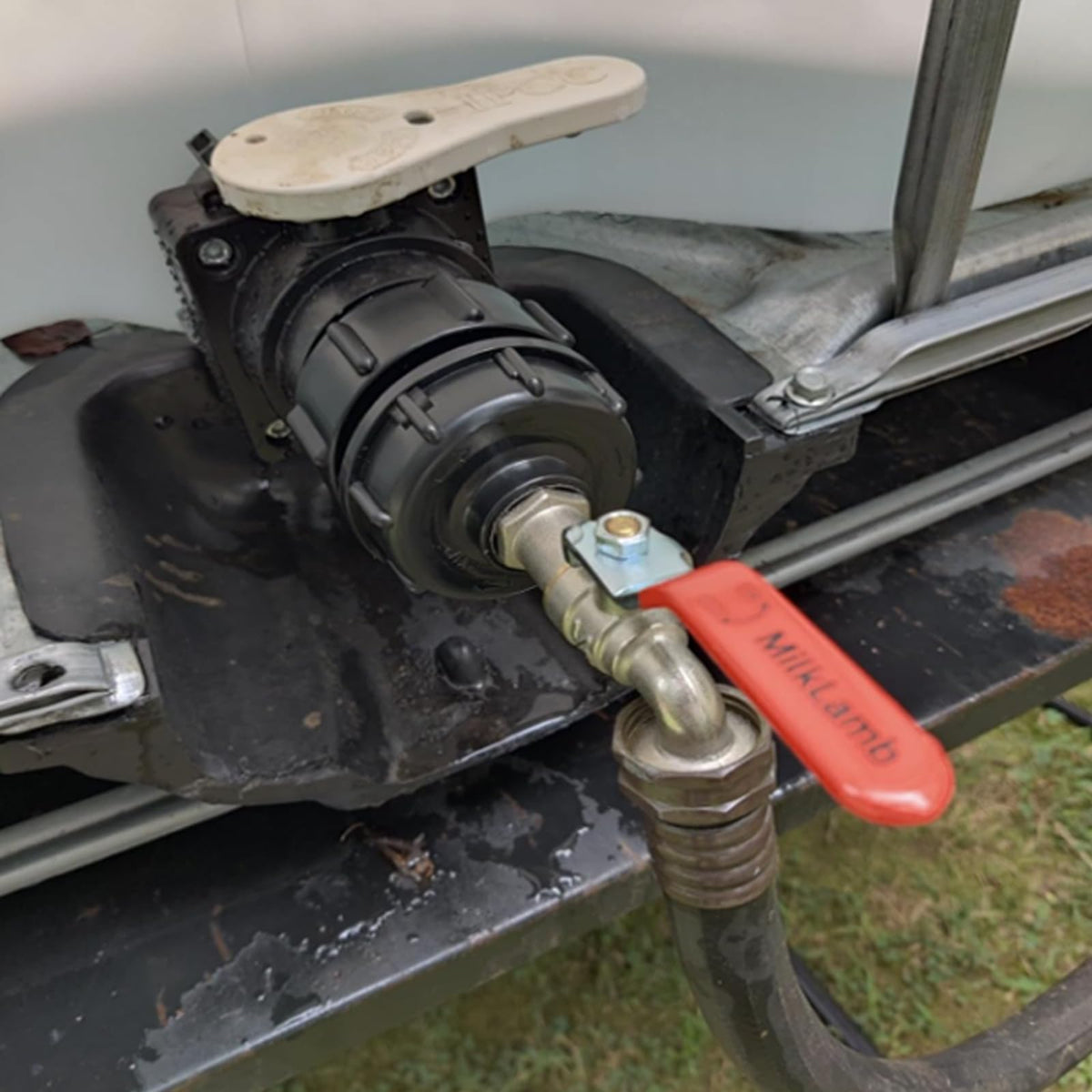 VYH leak-proof seal and components ensure safe operation.
