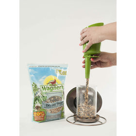 Wagner's Deluxe Treat Blend high-quality grains support steady feeding.