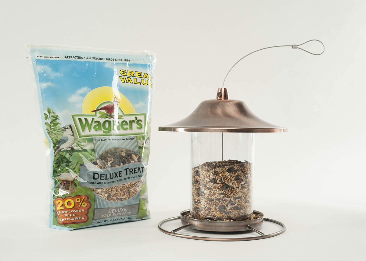 Wagner's Deluxe Treat Blend made in the USA for backyard birds.